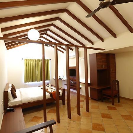 Hotel Raj Residency Puducherry Zewnętrze zdjęcie