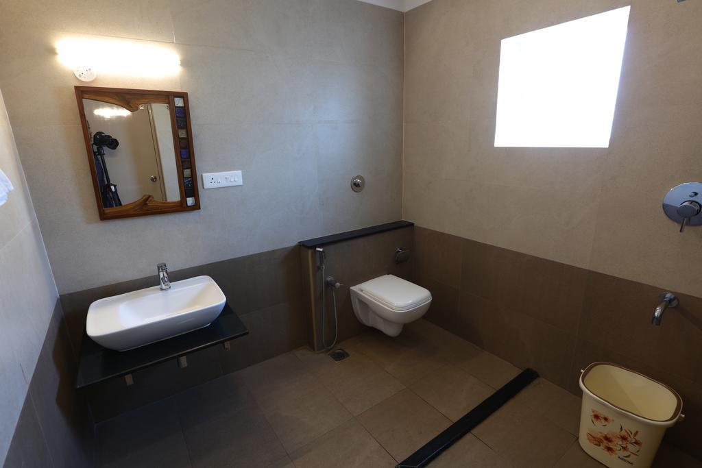 Hotel Raj Residency Puducherry Zewnętrze zdjęcie