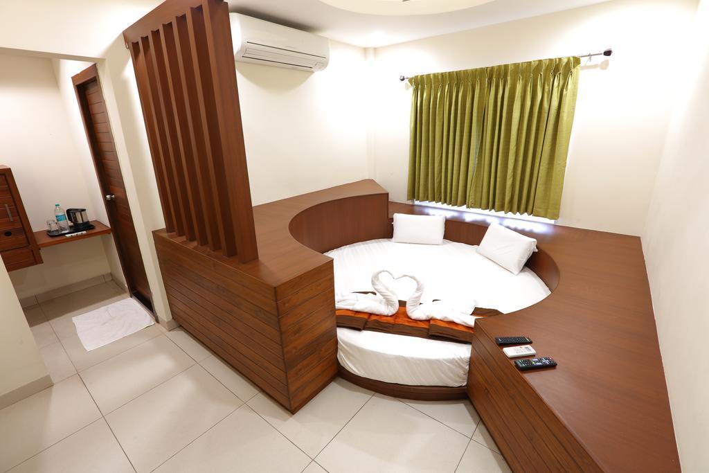 Hotel Raj Residency Puducherry Zewnętrze zdjęcie