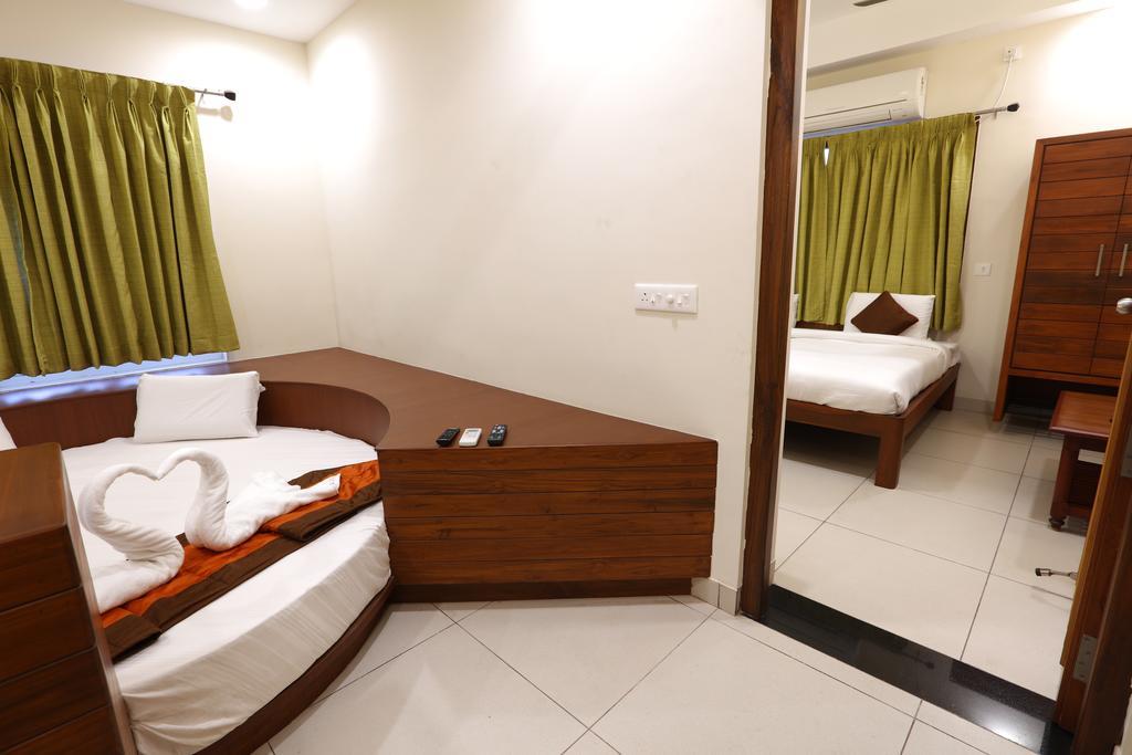 Hotel Raj Residency Puducherry Zewnętrze zdjęcie