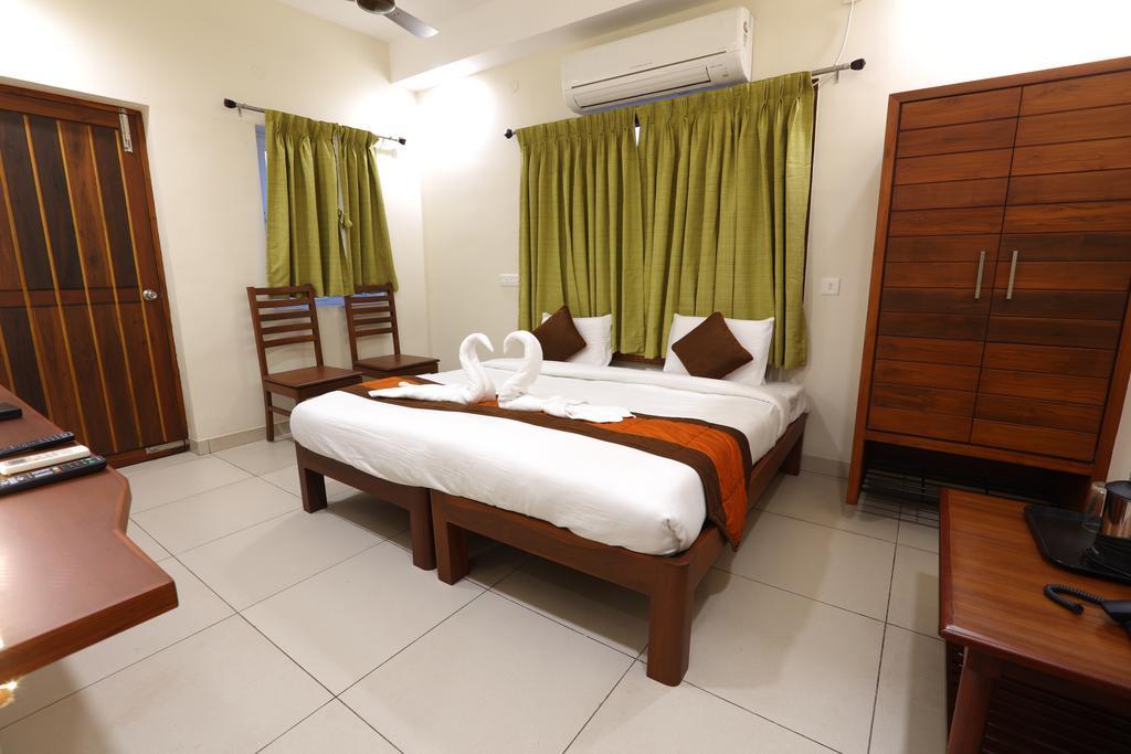 Hotel Raj Residency Puducherry Zewnętrze zdjęcie
