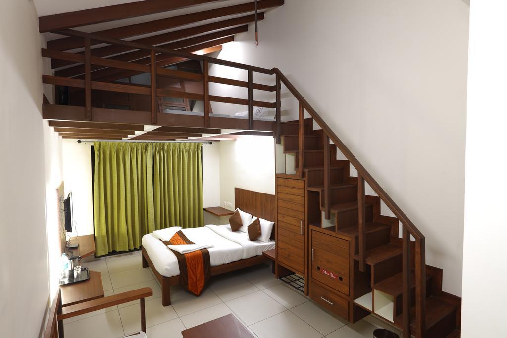 Hotel Raj Residency Puducherry Zewnętrze zdjęcie